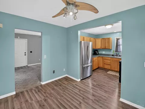 922 Chamberlain Ave, Lincoln Heights, OH 45215 photo 5