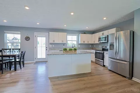 Kitchen - 10545 Franklin Dr, Harrison, OH 45030 photo 1 of 3
