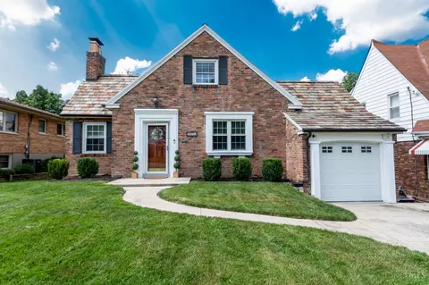 2530 Moundview Dr, Norwood, OH 45212