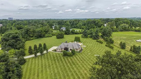 View/Area - 8180 Keller Rd, Cincinnati, OH 45243 photo 4 of 5