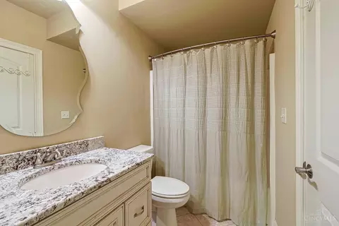 Bath - 8180 Keller Rd, Cincinnati, OH 45243 photo 4 of 4