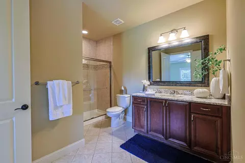 Bath - 8180 Keller Rd, Cincinnati, OH 45243 photo 3 of 4