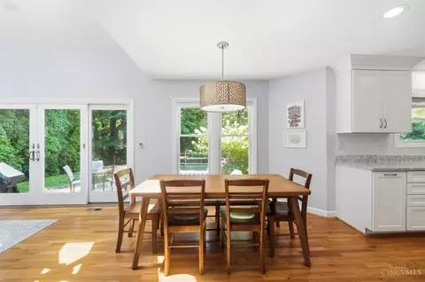 Dining - 8060 Ashley View Dr, Cincinnati, OH 45227 photo 4 of 4
