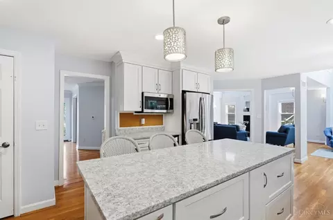 Kitchen - 8060 Ashley View Dr, Cincinnati, OH 45227 photo 5 of 8