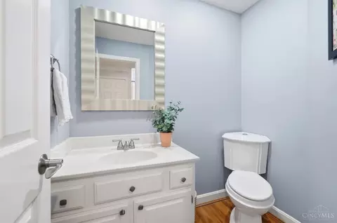 Bath - 8060 Ashley View Dr, Cincinnati, OH 45227 photo 8 of 8