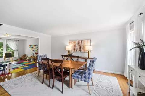 Dining - 8060 Ashley View Dr, Cincinnati, OH 45227 photo 3 of 4