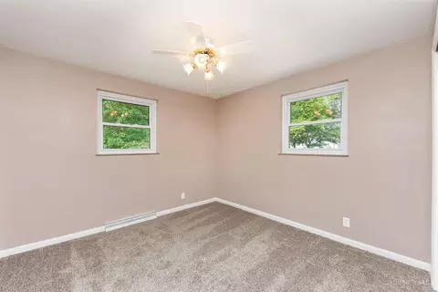 Bedroom - 333 Main St, Mount Orab, OH 45154 photo 4 of 7