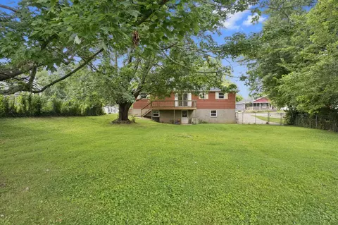 Exterior - 333 Main St, Mount Orab, OH 45154 photo 9 of 15