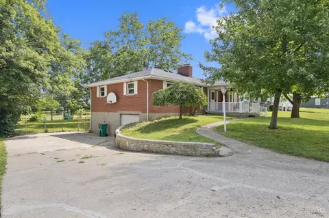 Exterior - 333 Main St, Mount Orab, OH 45154 photo 14 of 15