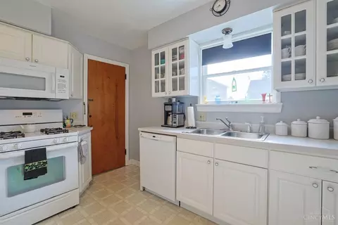 4235 Marlin Ave, Cheviot, OH 45211 photo 14