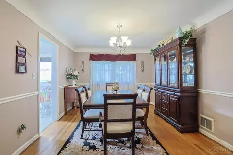 4235 Marlin Ave, Cheviot, OH 45211 photo 9