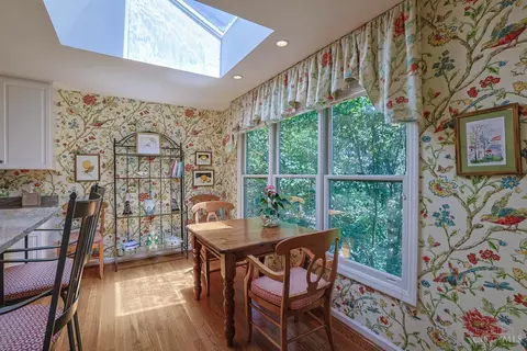 Dining - 1603 Mcmillan St, Cincinnati, OH 45206 photo 5 of 5