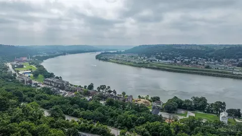View/Area - 1603 Mcmillan St, Cincinnati, OH 45206 photo 2 of 10