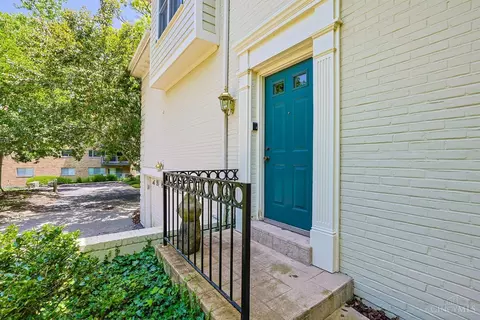 Exterior - 1603 Mcmillan St, Cincinnati, OH 45206 photo 2 of 6