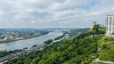 View/Area - 1603 Mcmillan St, Cincinnati, OH 45206 photo 3 of 10