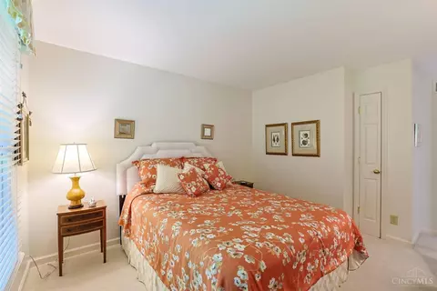 Bedroom - 1603 Mcmillan St, Cincinnati, OH 45206 photo 4 of 4