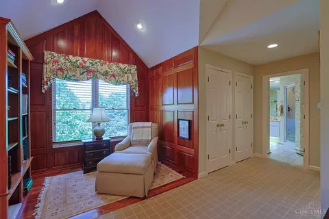 Entry Way - 1603 Mcmillan St, Cincinnati, OH 45206 photo 3 of 4