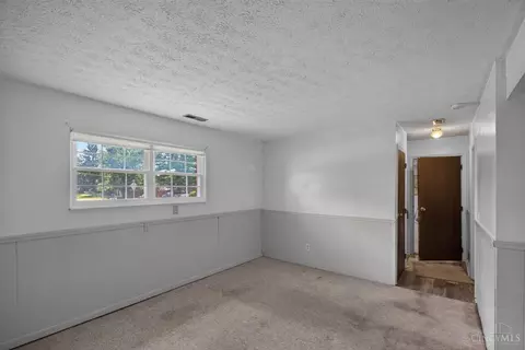 Bedroom - 165 Etta Ave, Harrison, OH 45030 photo 6 of 6