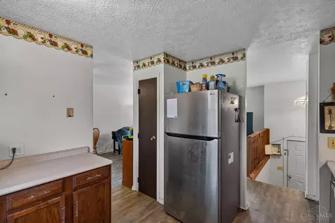 Kitchen - 165 Etta Ave, Harrison, OH 45030 photo 3 of 3