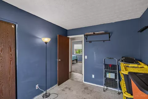 Bedroom - 165 Etta Ave, Harrison, OH 45030 photo 5 of 6