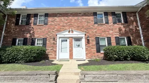 11 Queens Ct, West Chester, OH 45069
