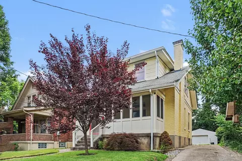 Exterior - 3040 Taylor Ave, Cincinnati, OH 45220 photo 15 of 17