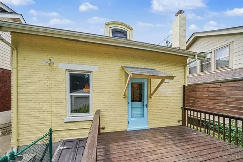 Exterior - 3040 Taylor Ave, Cincinnati, OH 45220 photo 8 of 17