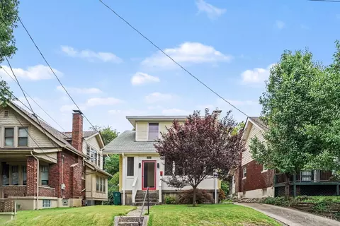 Exterior - 3040 Taylor Ave, Cincinnati, OH 45220 photo 2 of 17