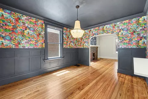 Dining - 3040 Taylor Ave, Cincinnati, OH 45220 photo 3 of 4