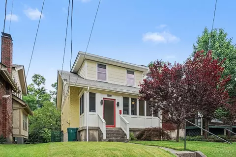 Exterior - 3040 Taylor Ave, Cincinnati, OH 45220 photo 3 of 17