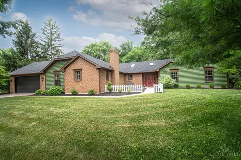 10035 Mallet Dr, Centerville, OH 45458 photo 2