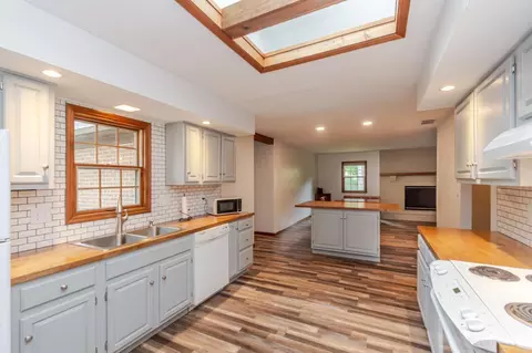 10035 Mallet Dr, Centerville, OH 45458 photo 6