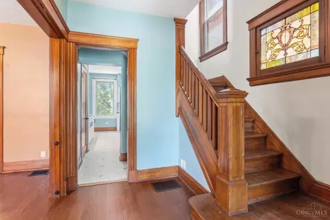 Entry Way - 564 Considine Ave, Cincinnati, OH 45205 photo 1 of 1