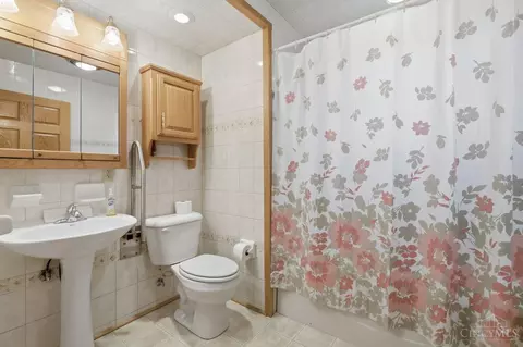 856 Marion Ave, Hamilton Township, OH 45039 photo 38
