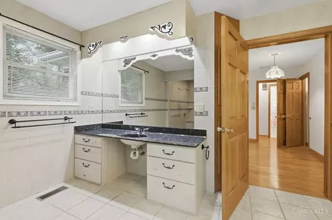 856 Marion Ave, Hamilton Township, OH 45039 photo 33