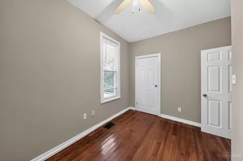 Bedroom - 6718 Ledge St, Cincinnati, OH 45227 photo 3 of 3
