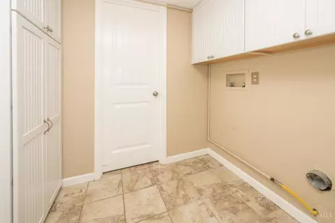 291 Jonathan Ct, Cincinnati, OH 45255 photo 24