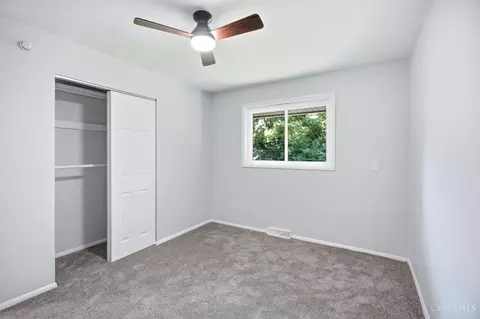 Bedroom - 131 Brookhaven Ave, Woodlawn, OH 45215 photo 9 of 11