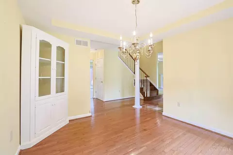 4161 James Dr, Cincinnati, OH 45245 photo 12