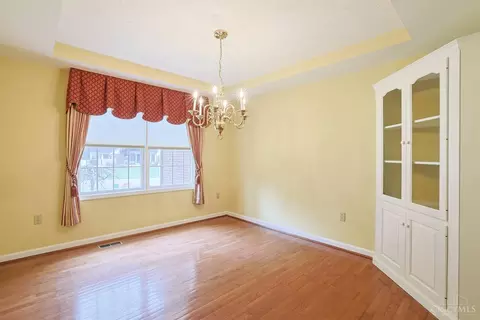 4161 James Dr, Cincinnati, OH 45245 photo 11