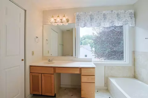 4161 James Dr, Cincinnati, OH 45245 photo 64