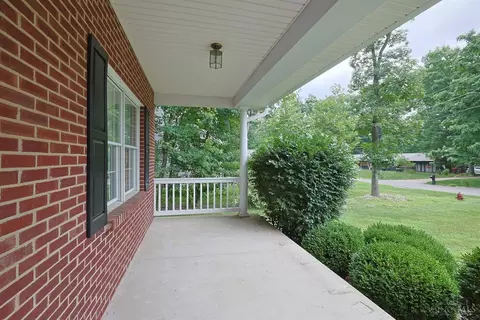 4161 James Dr, Cincinnati, OH 45245 photo 3