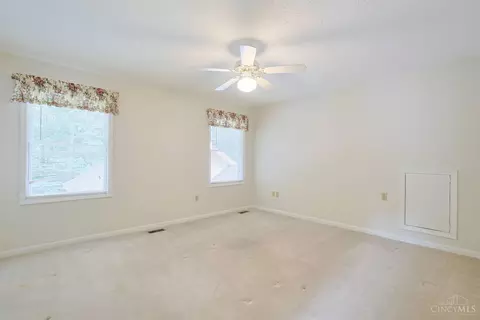 4161 James Dr, Cincinnati, OH 45245 photo 30