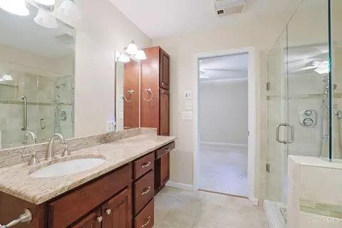4161 James Dr, Cincinnati, OH 45245 photo 27