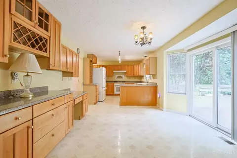 4161 James Dr, Cincinnati, OH 45245 photo 17