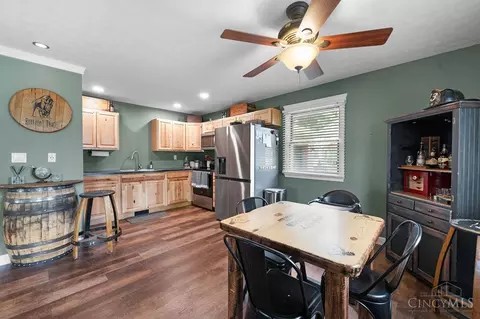 624 Bourbon St, Blanchester, OH 45107 photo 8