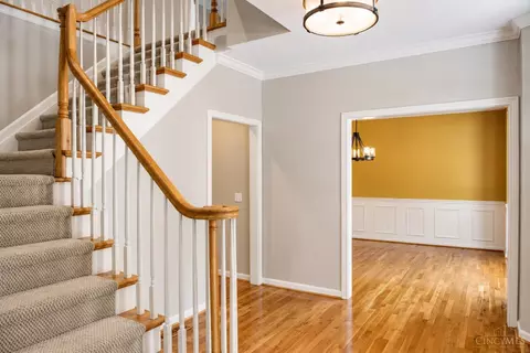 Entry Way - 8101 Startinggate Ln, Cincinnati, OH 45249 photo 3 of 3