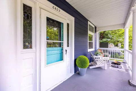 Exterior - 6409 Roe St, Cincinnati, OH 45227 photo 2 of 9