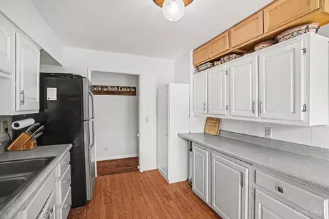 Kitchen - 1607 Krylon Dr, Reading, OH 45215 photo 1 of 2