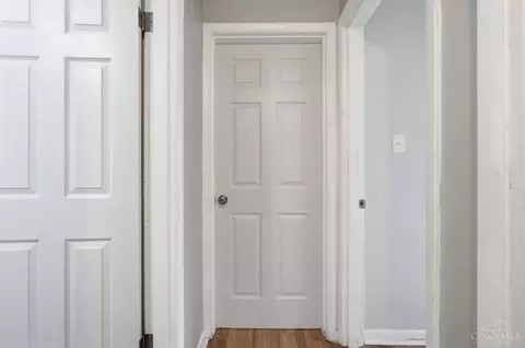 Entry Way - 1800 Keith Dr, Reading, OH 45215 photo 4 of 4